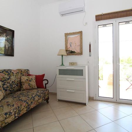 Laconian Collection Mavrovouni Beach House Gythio Bagian luar foto