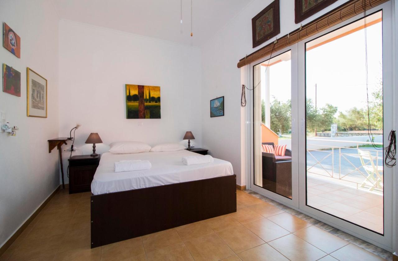 Laconian Collection Mavrovouni Beach House Gythio Bagian luar foto