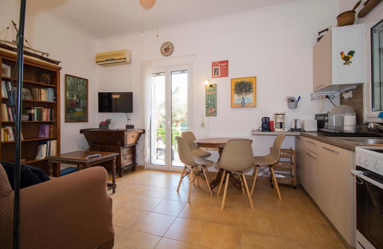 Laconian Collection Mavrovouni Beach House Gythio Bagian luar foto