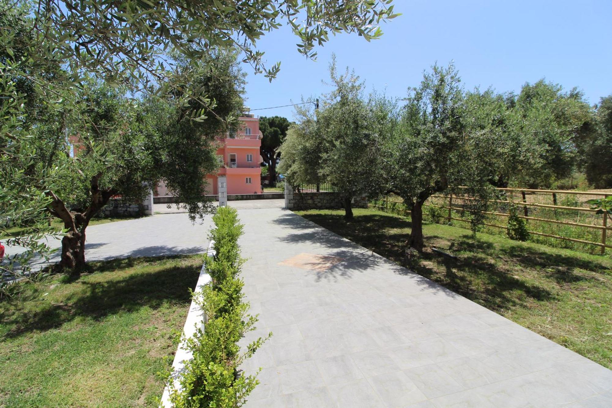 Laconian Collection Mavrovouni Beach House Gythio Bagian luar foto
