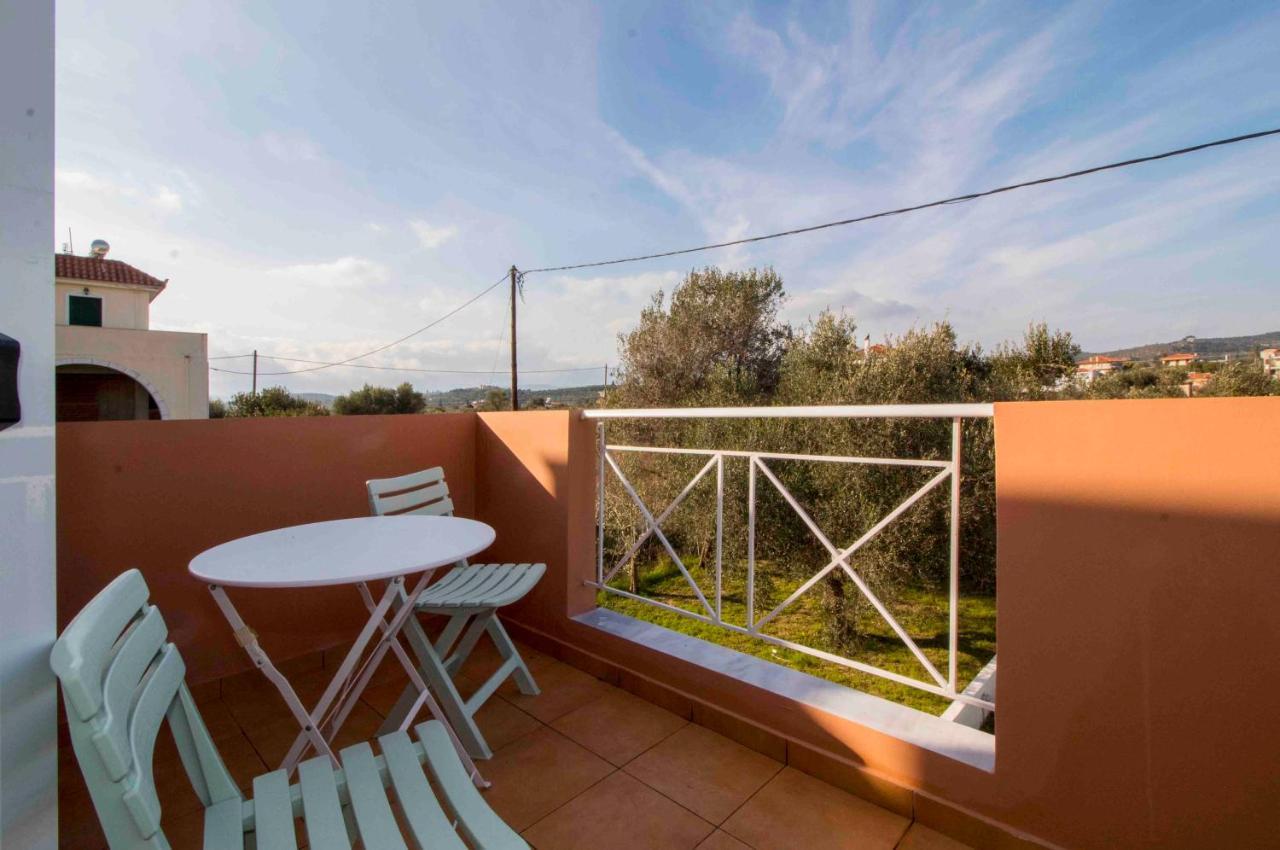 Laconian Collection Mavrovouni Beach House Gythio Bagian luar foto