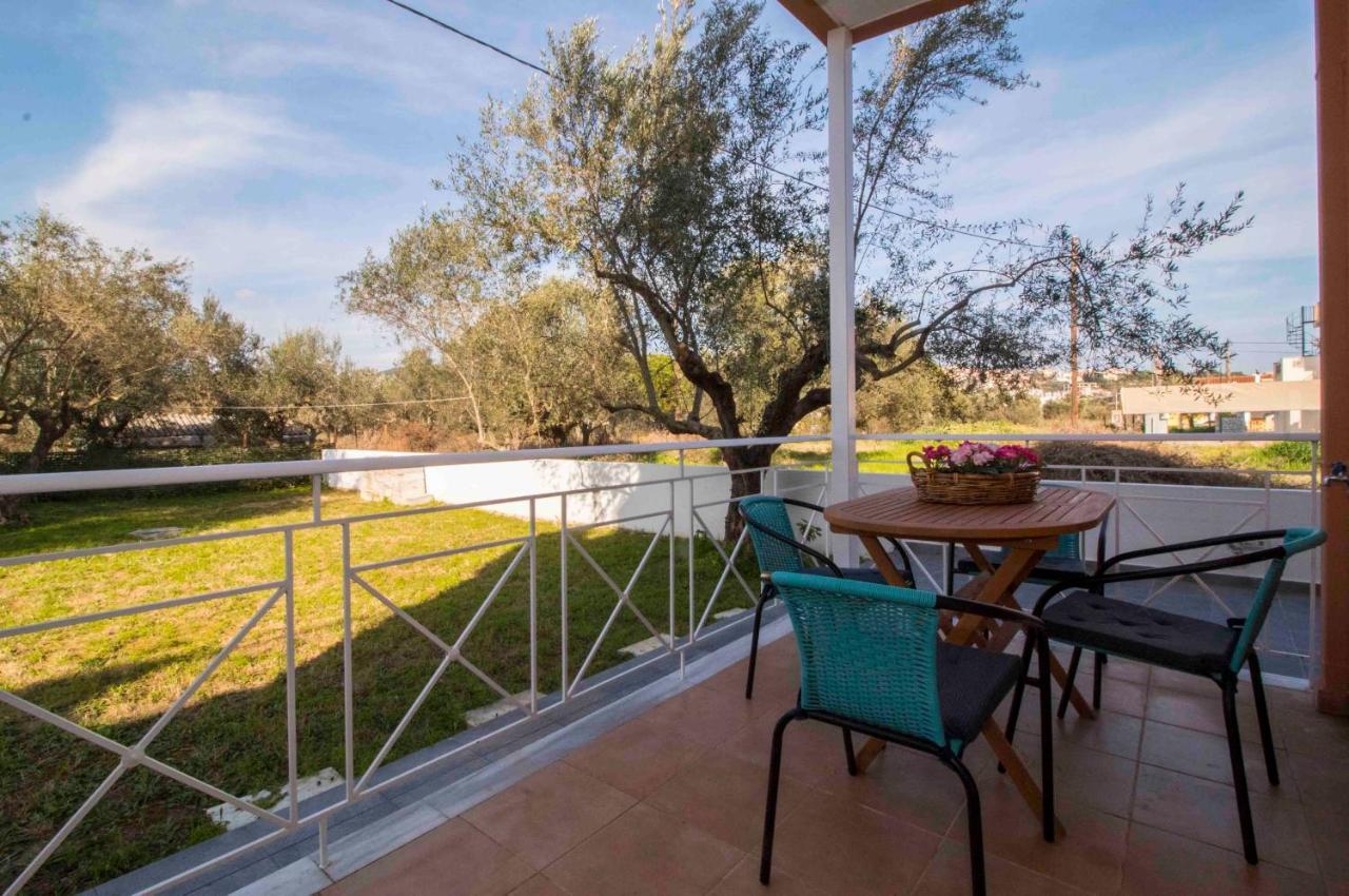 Laconian Collection Mavrovouni Beach House Gythio Bagian luar foto
